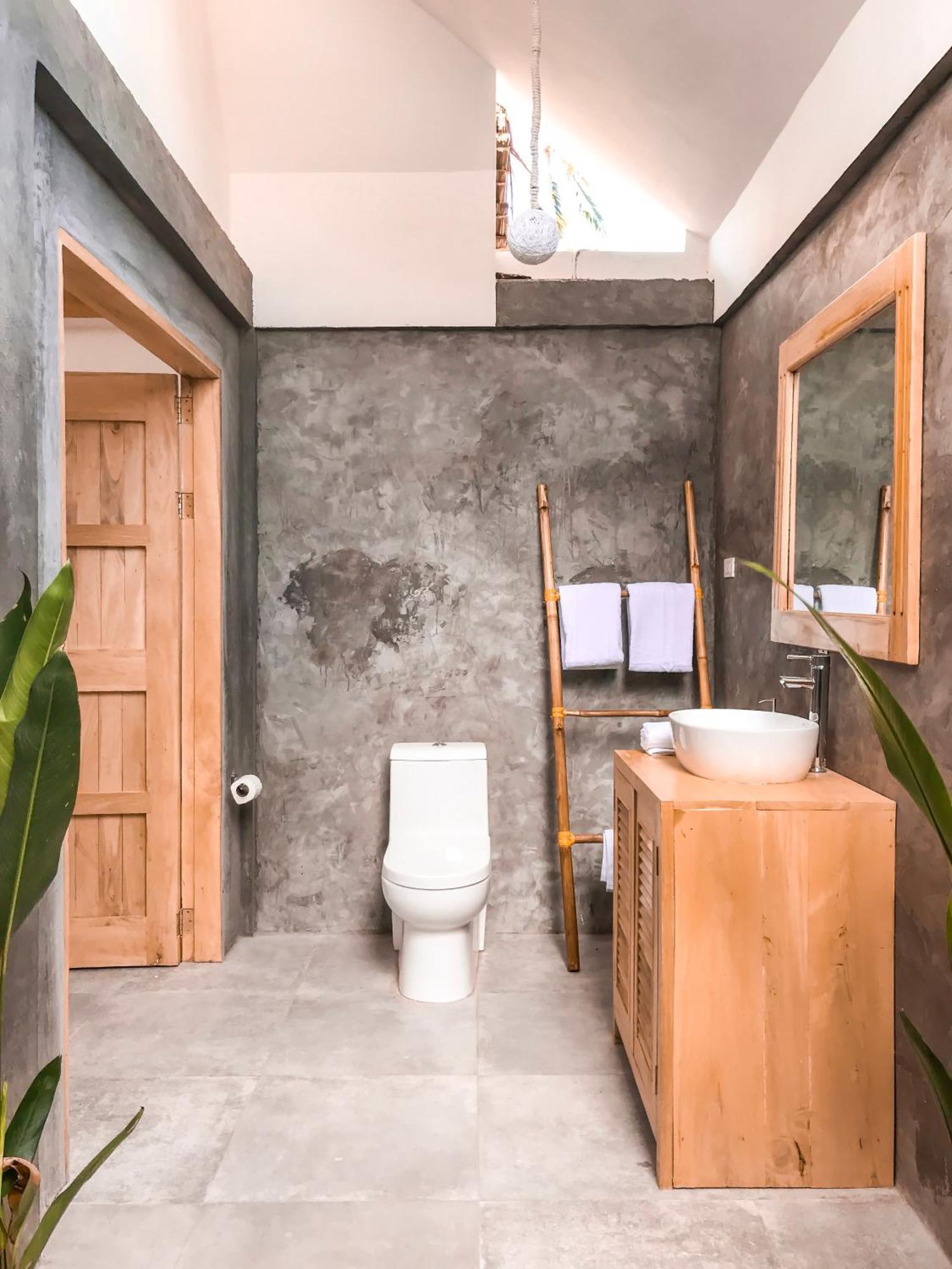 Bermuda Triangle Bungalows シキホール エクステリア 写真