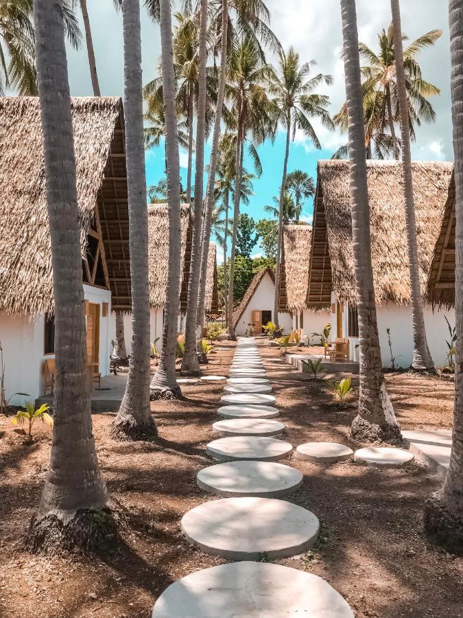 Bermuda Triangle Bungalows シキホール エクステリア 写真